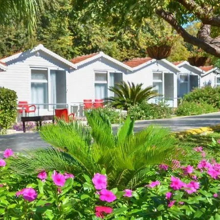 Готель Altinkum Bungalow Сіде