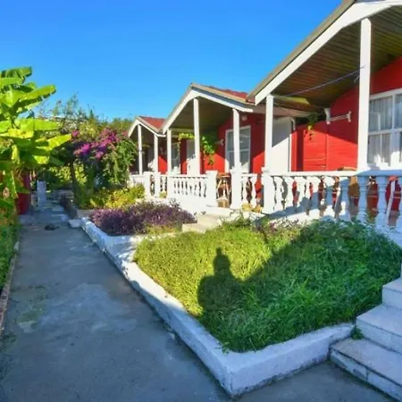 Готель Altinkum Bungalow 3*
