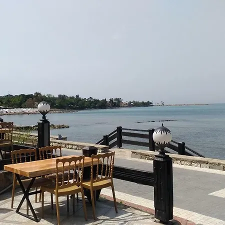 Готель Altinkum Bungalow 3*