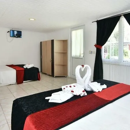 Altinkum Bungalow Готель 3*